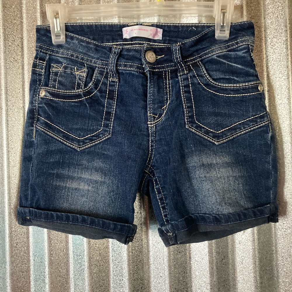 No Boundaries blue jean shorts size 3